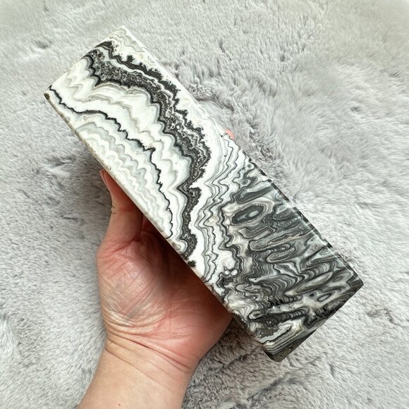 New Beautiful Onyx Candle Holder - Picture 4 of 7